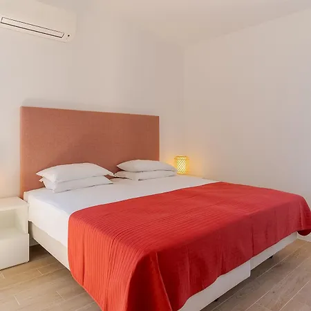 Pestana Villa