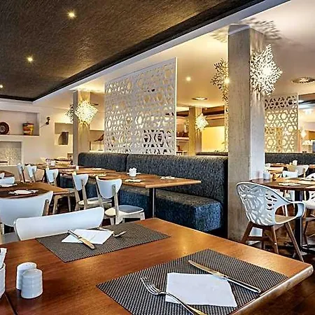 Pestana 4*