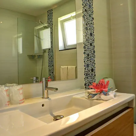 Pestana 4*
